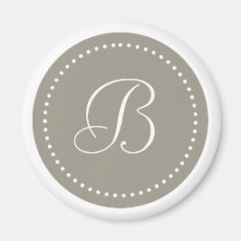 Monogrammerad rund aluminium/vit prickgräns magnet