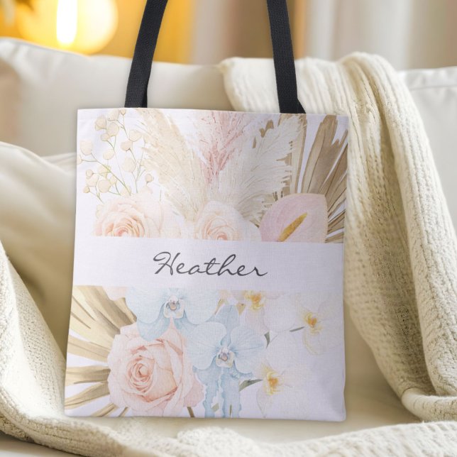 Monogrammerad vacker tropisk blomsterbukett blommi tygkasse (Skapare uppladdad)