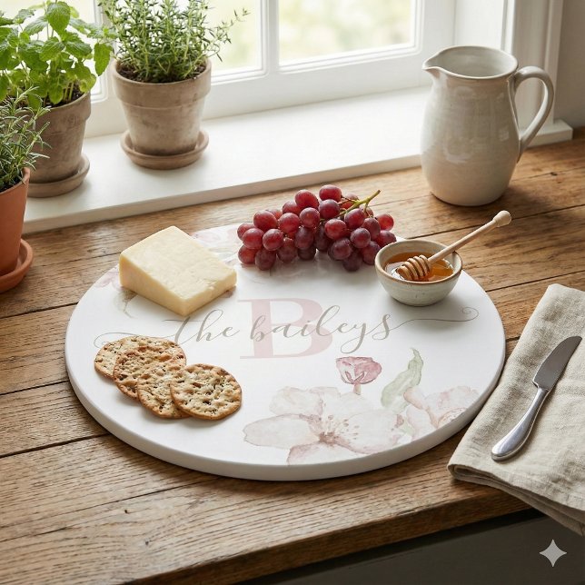 Monogrammerad vattenfärg blommig skärbräda (This beautiful personalized watercolor floral cutting board would make a great gift! )