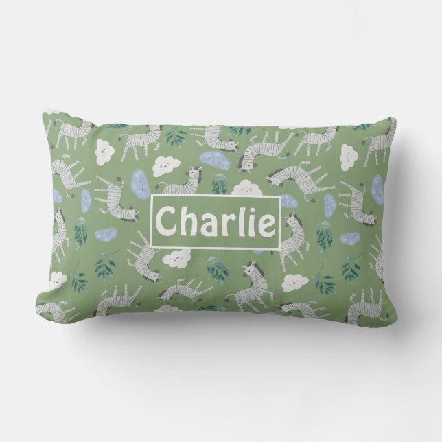 Monogrammerat safari-mönster för pojke, salvia grö lumbarkudde (Framsida)