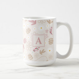 Monogrammofonerad söt blommigt pastellrosa kaffemugg