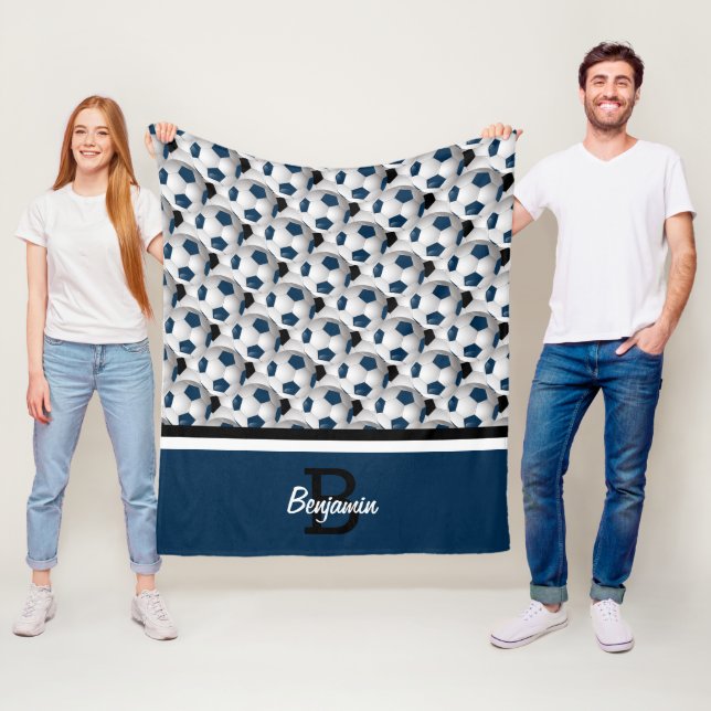 Monogrammörk - slösa det svart fotbollbollmönster fleecefilt (På plats)