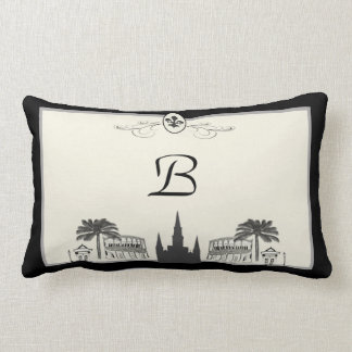 MonogramNew Orleans plats Lumbarkudde
