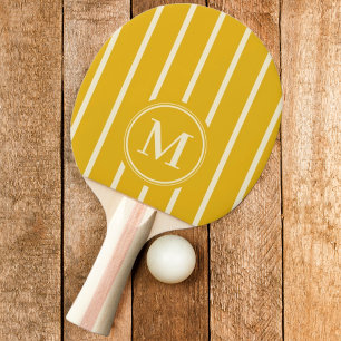 Monogramrand i varmt solrosgult pingisracket