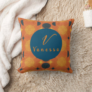 Monogramskript för Boho Celestial Sol Måne Orange Kudde