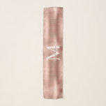 Monogramskript för Metallic Ro Elegant Namn Sjal<br><div class="desc">Monogramskript Namn Scarf för Elegant i Metallic Ro</div>