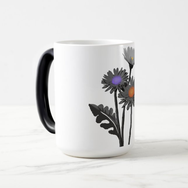 Monokrom Daisys mugg (Framsida vänster)