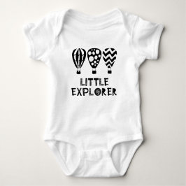 Monokrom "Little Explorer"-designen för Baby-bokos T Shirt