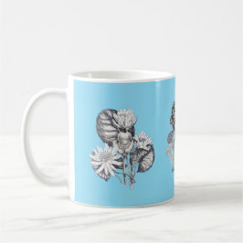Monokroma blommor i baby blue bakgrund kaffemugg