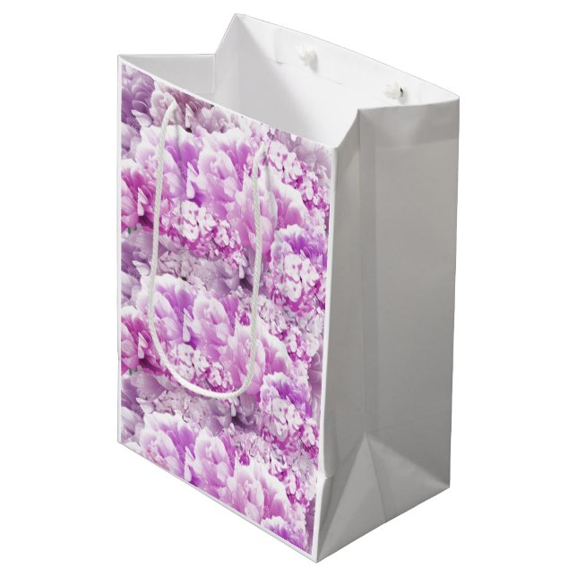 Monokromt rosa blandat blomsterbukett medium prese (Framsidan Vinklad)