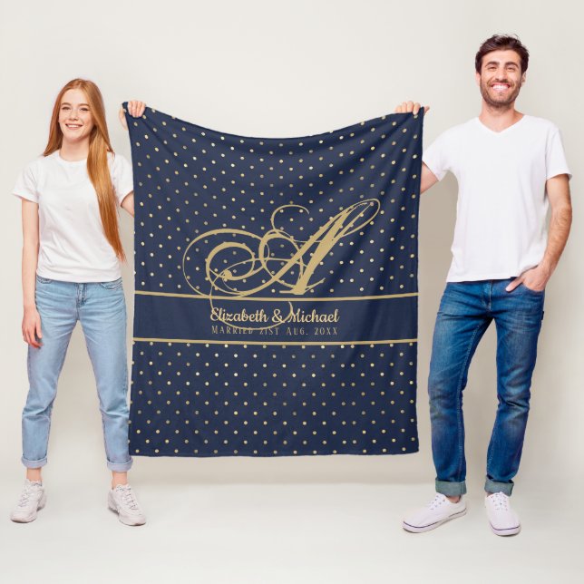 Monorgam Navy Blue Guld Polkadot Newlyweds Bröllop Fleecefilt (På plats)