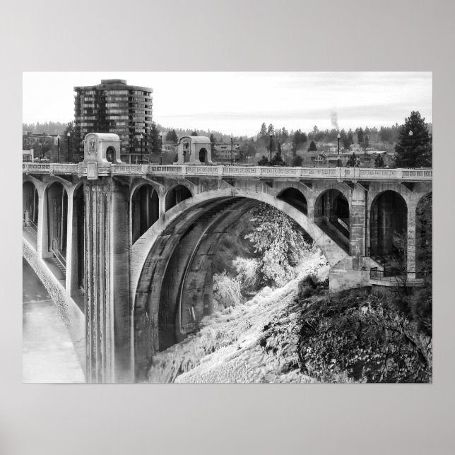 Monroe Street Bridge - Spokane Washington Poster (Framsidan)