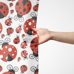 Mönster av ladybugs, Cute Ladybugs, Red Ladybugs Sjal<br><div class="desc">Cute,  roligt och hederliga slöjor i röda färg. Modern gåva och trendig,  perfekt för älskare i ditt liv.</div>