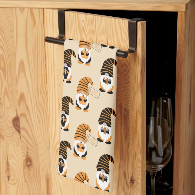 Mönster i Gnomes, Halloween Gnomes Bus eller godis Kökshandduk (Thirds Fold)