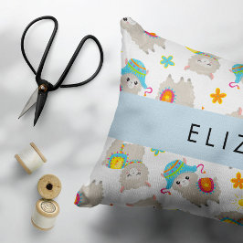 Mönster i Llamas, Alpacas, Blommor, ditt namn Prydnadskudde