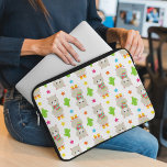 Mönster i Llamas, Cute Llamas, Alpacas, Cactus Laptop Fodral<br><div class="desc">Cute,  roligt och mönster med lamor,  alpregier,  stjärnor och kaktus. Modern gåva och trendig,  perfekt för Lama älskare i ditt liv.</div>