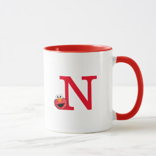 Monster i slutet av artikeln   Elmo Monogram N Mugg