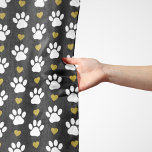 Mönster i Tass, Hund, Tass, Vita Tass, Guld Hjärte Sjal<br><div class="desc">Cute,  roligt och aktningsvärda mönster med vita tass och guld. Modern gåva och trendig,  perfekt för hund älskare i ditt liv.</div>