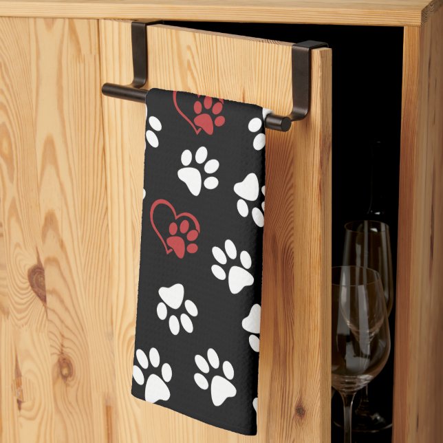 Mönster i Tassar, Vita Tassar, Röda Tassar, Hjärte Kökshandduk (Thirds Fold)