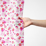 Mönster i Uggla, Cute Uggla, Rosa Uggla, Hjärter Sjal<br><div class="desc">Cute,  roligt och mönster med rosa uggla,  blommor,  hjärtan och ballonger. Modern gåva och trendig,  perfekt för uggla älskare i ditt liv.</div>