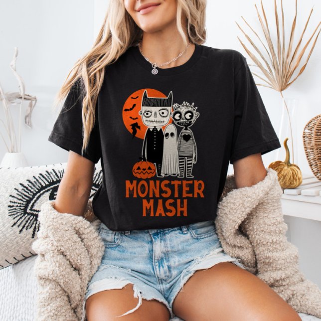 Monster Mash Halloween Creates Spooky Cute T Shirt (Skapare uppladdad)