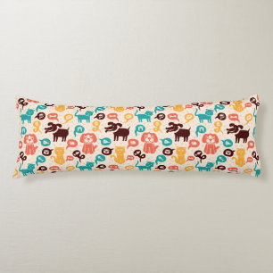 Mönster med roliga katter och hundar kroppskudde