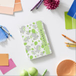 Mönster om elefanter, Cute Elephants, ditt namn iPad Mini Skydd<br><div class="desc">Cute,  roligt och aktningsvärda mönster med elefanter,  ballonger och stjärnor. Modern gåva och trendig,  perfekt för elefanten älskare i ditt liv. Anpassa genom att lägga till namn,  smeknamn,  monogram eller initialer.</div>