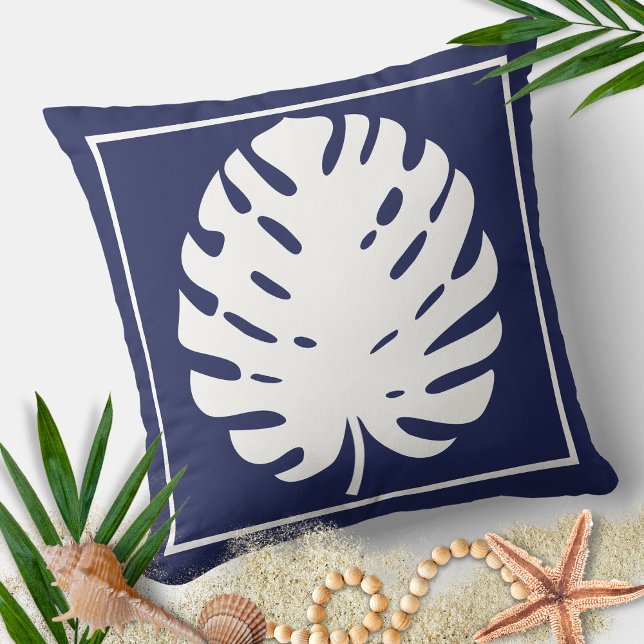 Monstera Löv marinblå och vit modern kustnära Kudde (Skapare uppladdad)