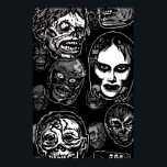 Monstermasker Poster pop-variant- retro-skräck<br><div class="desc">Visa din fasa från en rad av ikonisk monstermask porträtt - varje hemande ansikte inspirerad av Halloween-klassiker och vintage universell skrämskultur. Vasst i svartvitt, utsöndrar dessa högkontrast-porträtt eerie nostalgia och stil. Den här konsten biet är utskriven på arkivprojektionsyta pappert och ger en tidlös skådespel till väggen. Välj mellan många-storlekar och...</div>