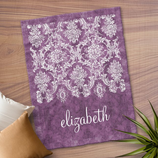 Mönsterskript för lila Plum Grunge Damask Namn Fleecefilt (Personalized Fleece Blanket)