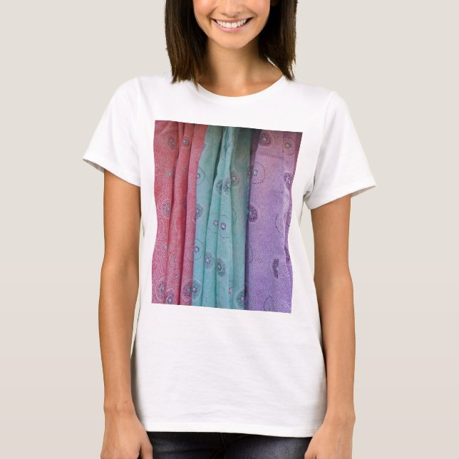 Mönstrad Färgrik Tyg T-shirt (Framsida)