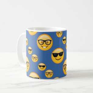 Mönstrade exponeringsglas Emojis för blått Kaffemugg