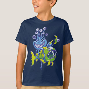 Monstrous bläckfisk som fångar en ful djuphavsfi t shirt
