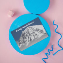 Montaintop-fotoGrattisar med Snö täckt hölje
