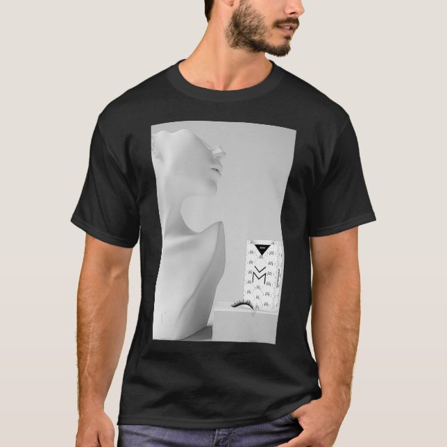 Montalvo Lash Merch T Shirt (Framsida)