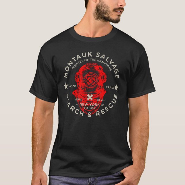 Montauk Salvage Co. Dive Helmet T-Shirt (Framsida)