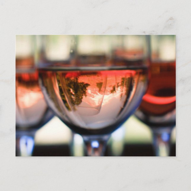 Montera Huva i ett Vin-glas Vykort (Framsida)