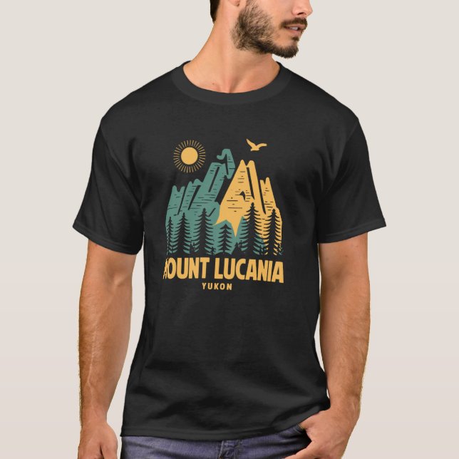 Montera Lucania-bergen Yukon som gömmer utomhusfär T Shirt (Framsida)