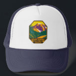 Montera Rainier nationalpark Washington Retro Keps<br><div class="desc">Montera Rainier-vektorteckningens design. Parken omges av dalar,  vattenfall och subalpina ängar.</div>