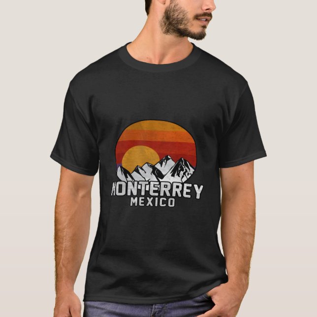 Monterrey Mexico Retro Mountain Sunset T Shirt (Framsida)