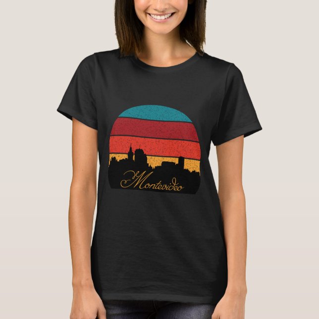 Montevideo Siluett Retro Solnedgång Resa T Shirt (Framsida)