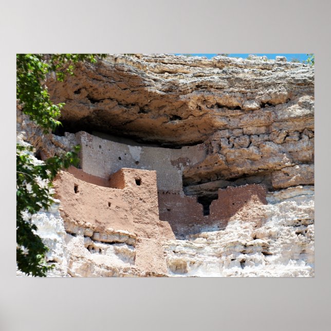Montezuma Castle Cliff Dwelling - NM Landmark Poster (Framsidan)