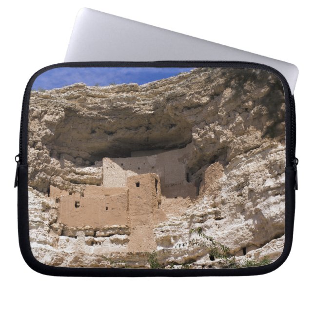 Montezumas nationella slottsmonument laptop fodral (Framsidan)