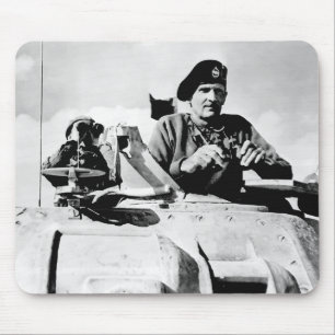 Monty i en tank musmatta