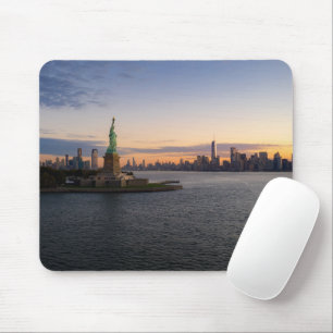 Monument   FRIHETSGUDINNAN NYC Musmatta