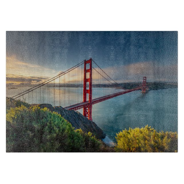 Monument | Golden Grind San Francisco (Framsidan)