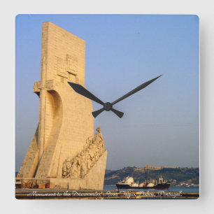 Monument över upptäckter, Lissabon, Portugal Fyrkantig Klocka