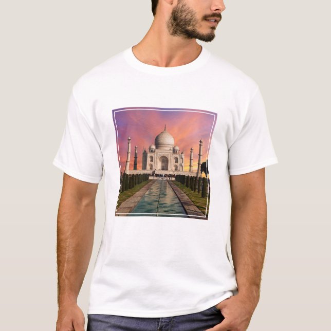 Monument | Taj Mahals färgade vy T Shirt (Framsida)