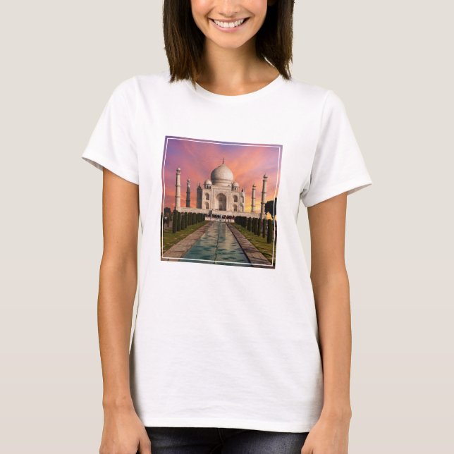Monument | Taj Mahals färgade vy T Shirt (Framsida)