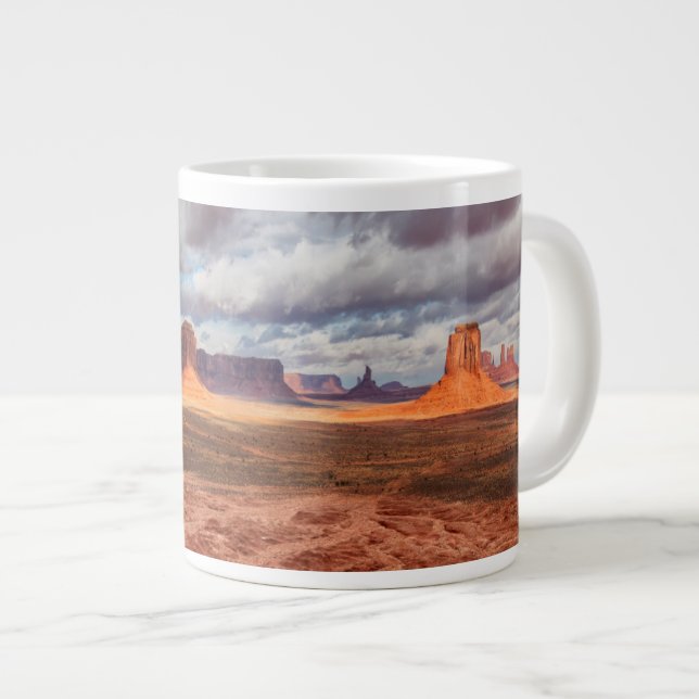 Monument Valley liggande, AZ Jumbo Mugg (Framsida höger)